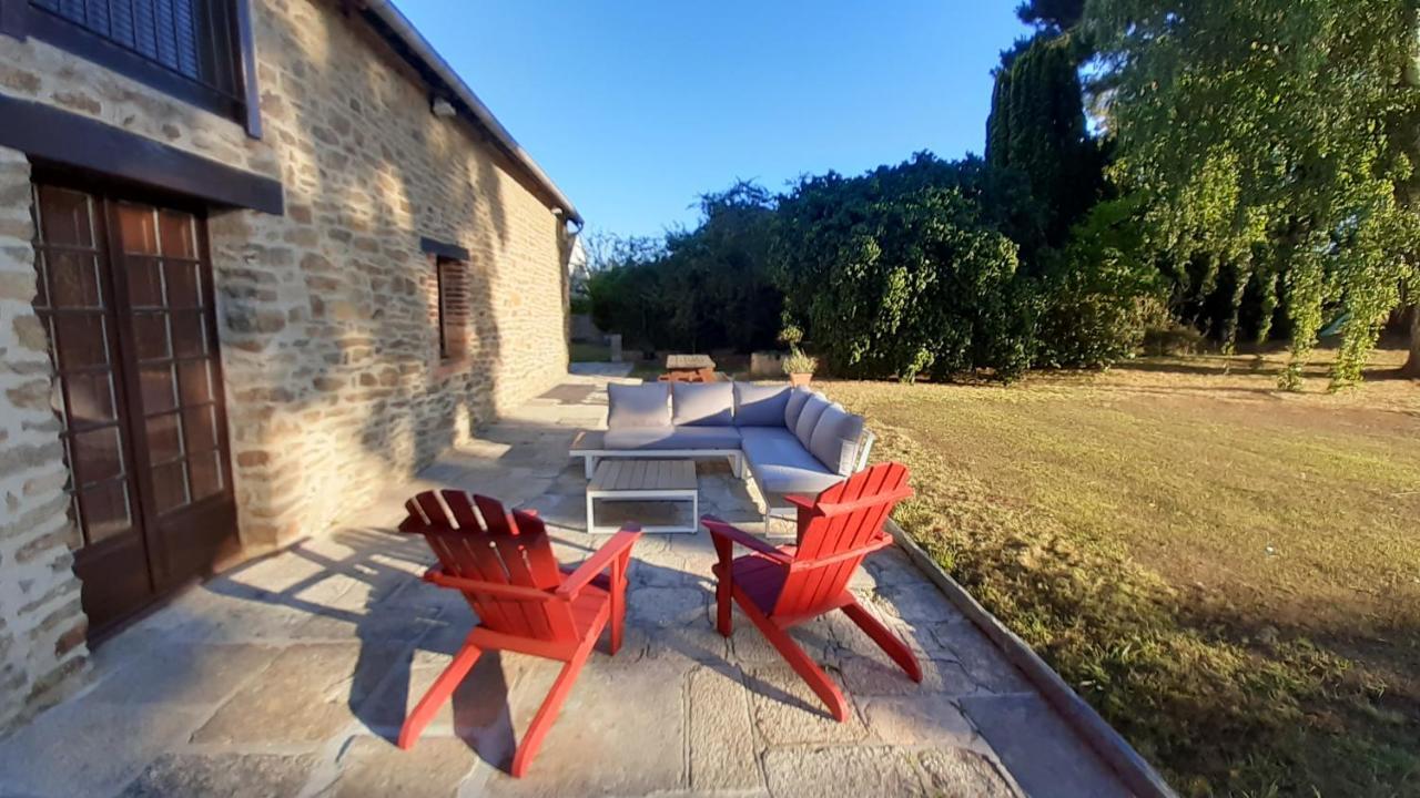 Petit Manoir Proche Dinan - Chambre D'Hotes Lanvallay Ngoại thất bức ảnh
