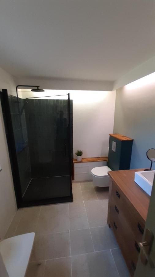 Petit Manoir Proche Dinan - Chambre D'Hotes Lanvallay Ngoại thất bức ảnh